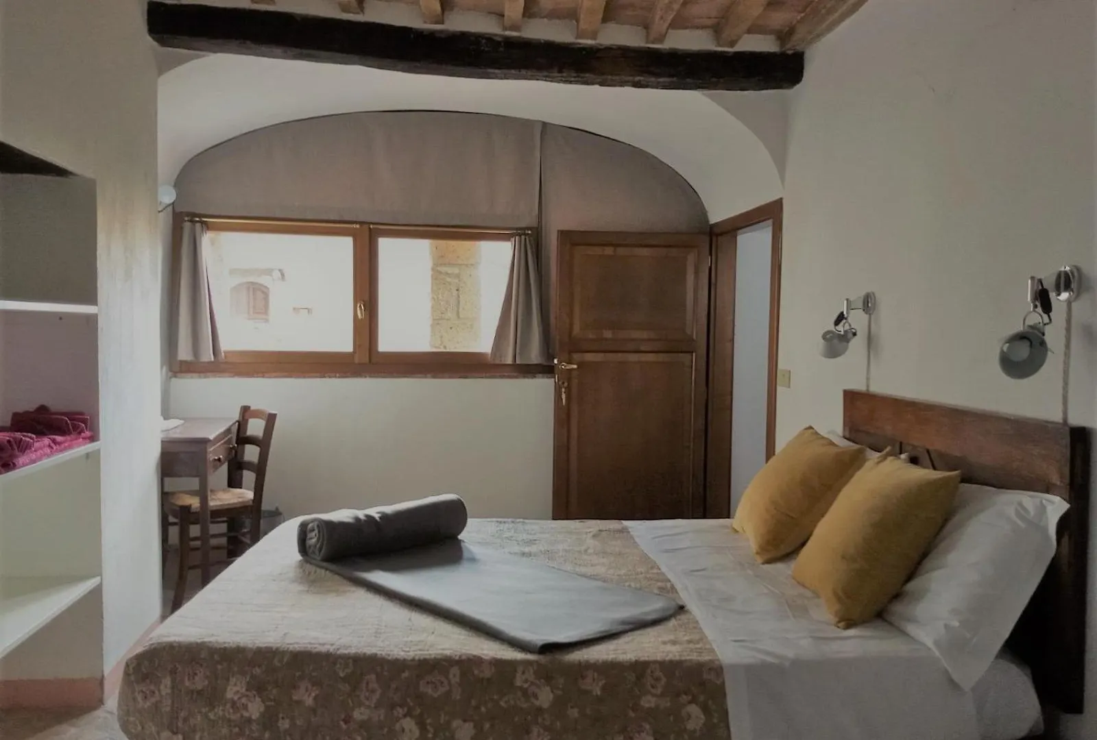 Bed and Breakfast Un Giardino Nel Tufo Pitigliano 0*,